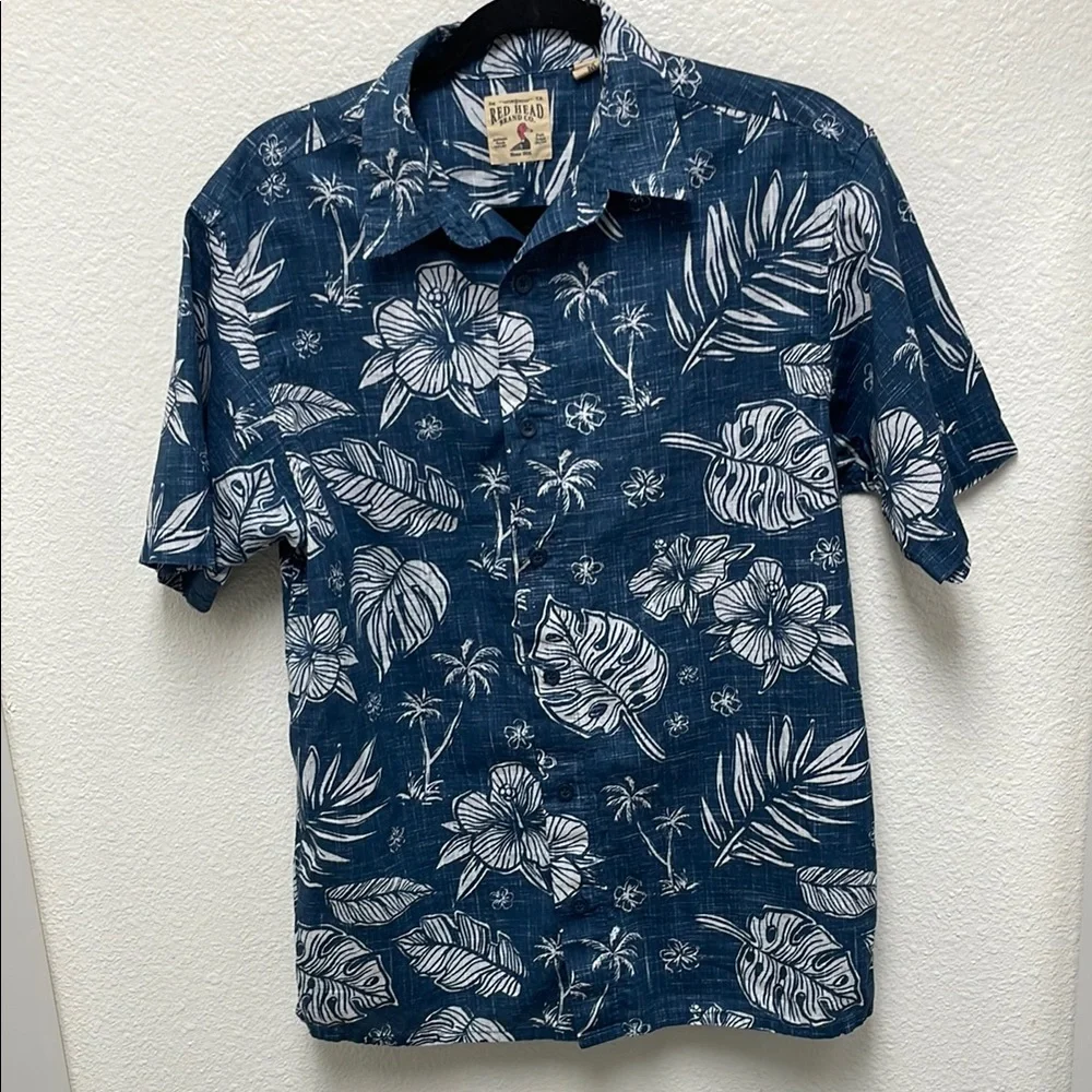 Red Head Blue and White Floral Tropical Hawaiian Men's Medium Button Up Shirt